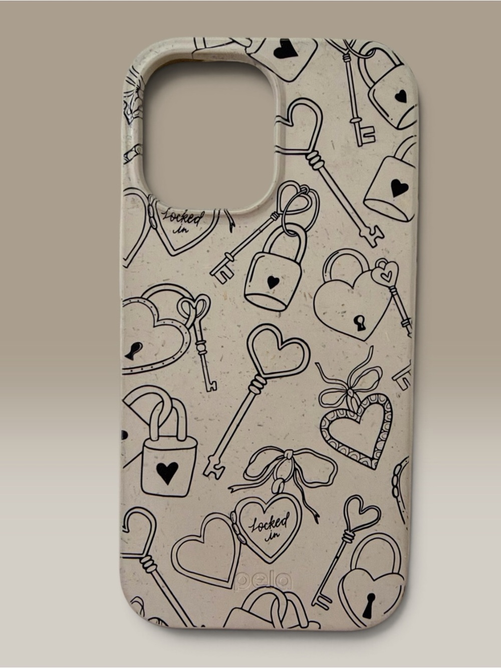 Pela IPhone 17 Love Locked Case